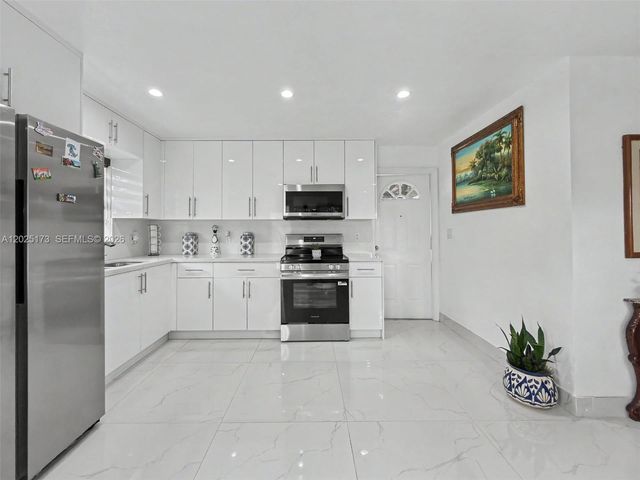 1901 NW 153rd St, Miami Gardens, FL 33054