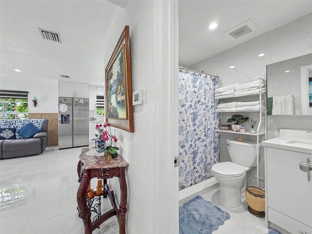 1901 NW 153rd St, Miami Gardens, FL 33054