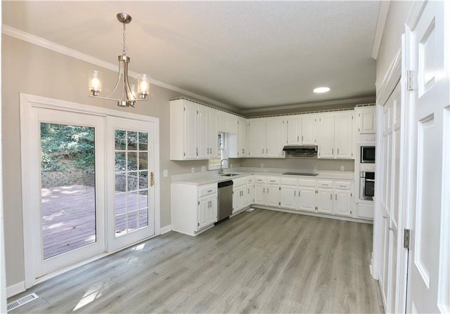 741 Maggie Court, Kennesaw, GA 30144