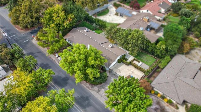 505 E Swift Avenue, Fresno, CA 93704