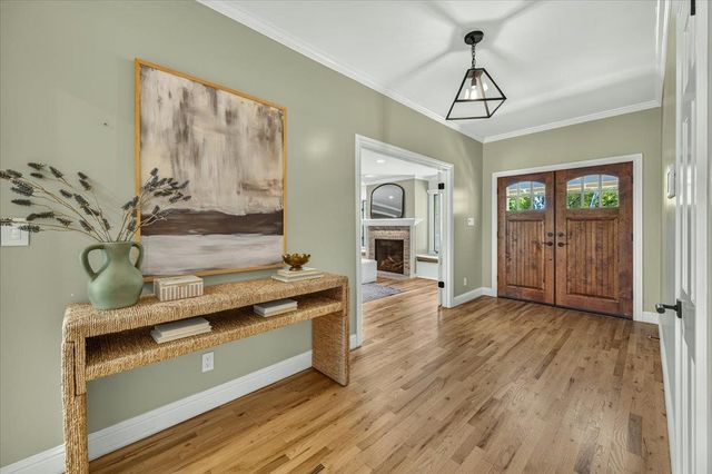 505 E Swift Avenue, Fresno, CA 93704
