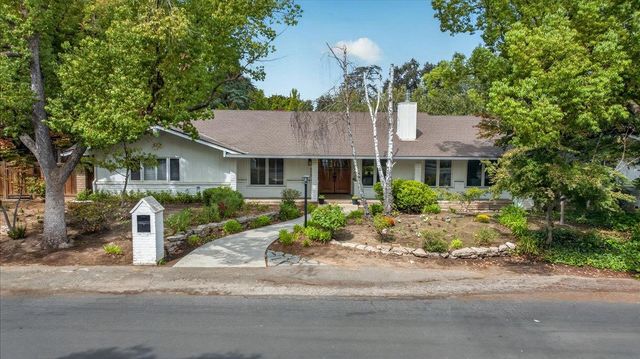 505 E Swift Avenue, Fresno, CA 93704