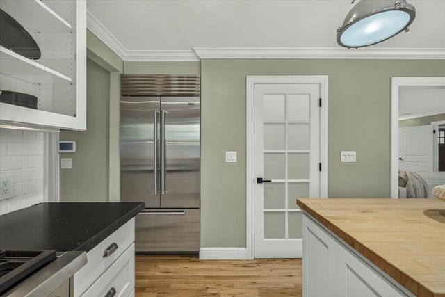 505 E Swift Avenue, Fresno, CA 93704