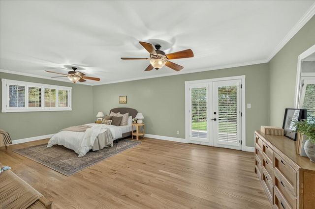 505 E Swift Avenue, Fresno, CA 93704