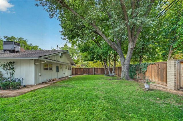 505 E Swift Avenue, Fresno, CA 93704