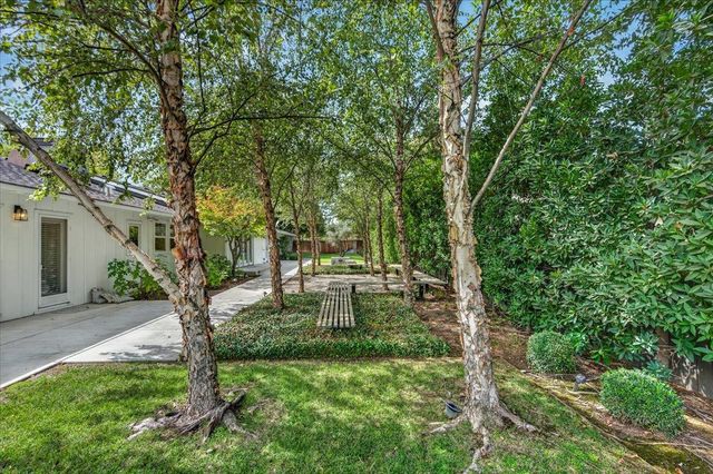 505 E Swift Avenue, Fresno, CA 93704