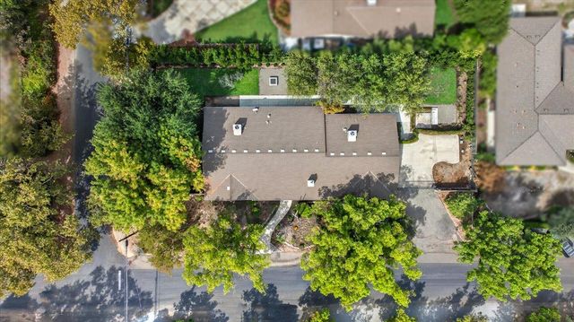 505 E Swift Avenue, Fresno, CA 93704