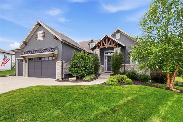 11211 W 171st Terrace, Overland Park, KS 66221
