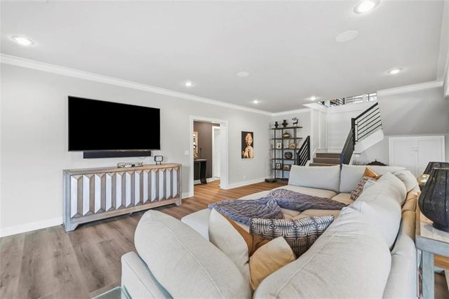 11211 W 171st Terrace, Overland Park, KS 66221