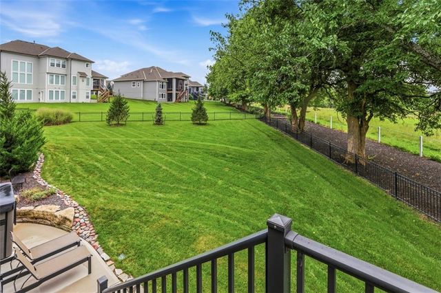 11211 W 171st Terrace, Overland Park, KS 66221