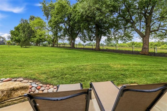 11211 W 171st Terrace, Overland Park, KS 66221