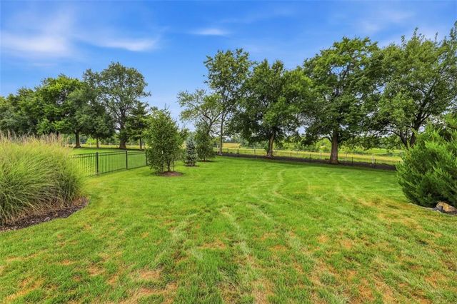 11211 W 171st Terrace, Overland Park, KS 66221