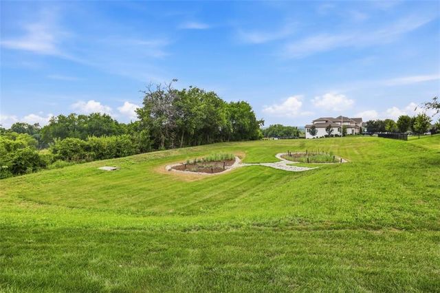 11211 W 171st Terrace, Overland Park, KS 66221