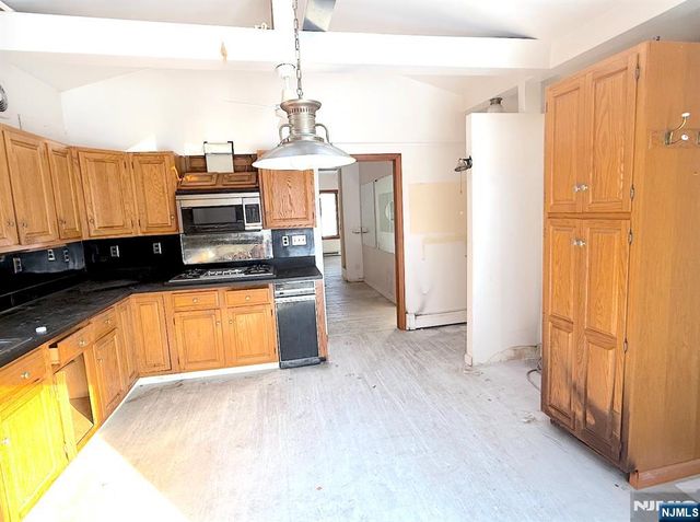 494 Orchard Street, Englewood, NJ 07631