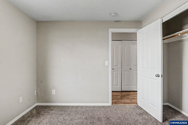 634 S Sunrise Dr, Jefferson, OR 97352