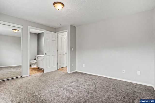 634 S Sunrise Dr, Jefferson, OR 97352