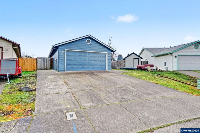 634 S Sunrise Dr, Jefferson, OR 97352