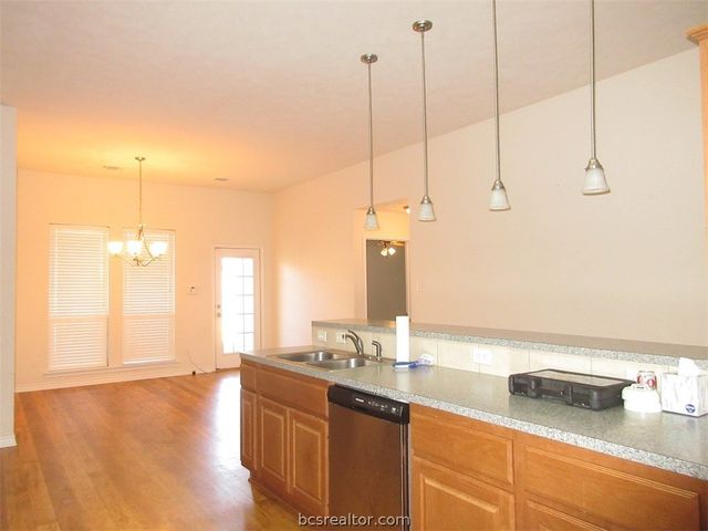 1105 Hopewell Court, College Station, TX 77845