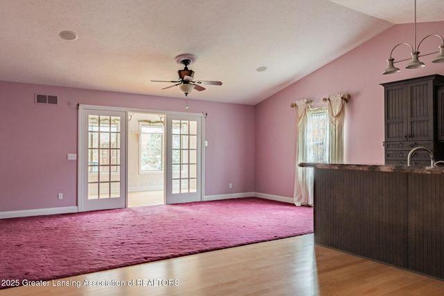 293 Vansickle Drive 18, Charlotte, MI 48813