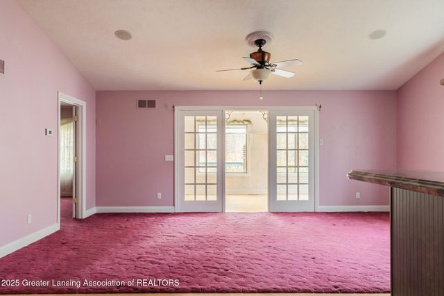 293 Vansickle Drive 18, Charlotte, MI 48813