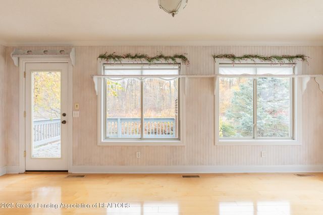 293 Vansickle Drive 18, Charlotte, MI 48813