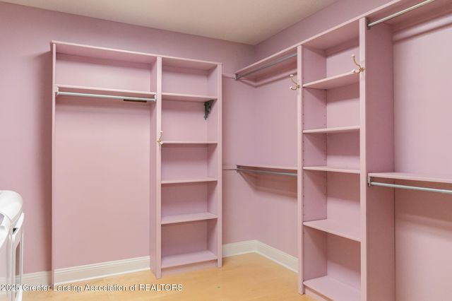 293 Vansickle Drive 18, Charlotte, MI 48813