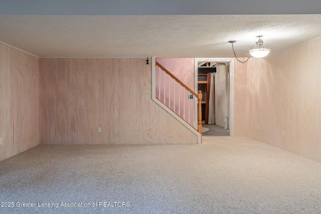 293 Vansickle Drive 18, Charlotte, MI 48813