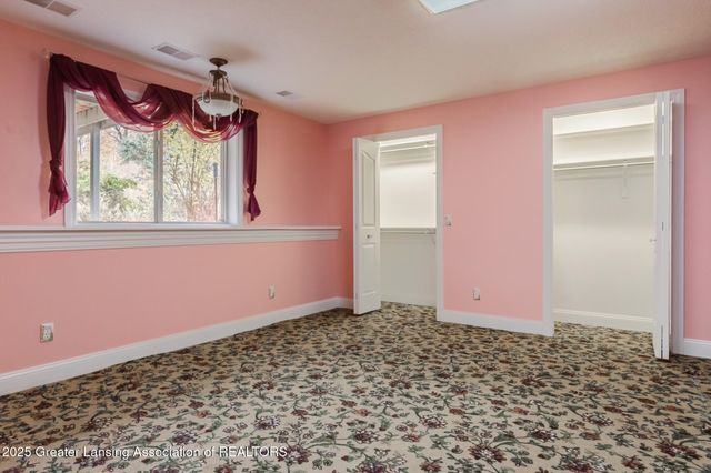 293 Vansickle Drive 18, Charlotte, MI 48813