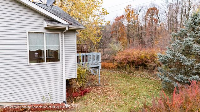 293 Vansickle Drive 18, Charlotte, MI 48813