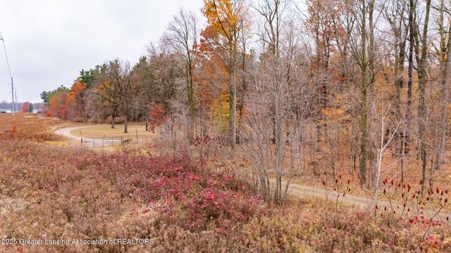 293 Vansickle Drive 18, Charlotte, MI 48813