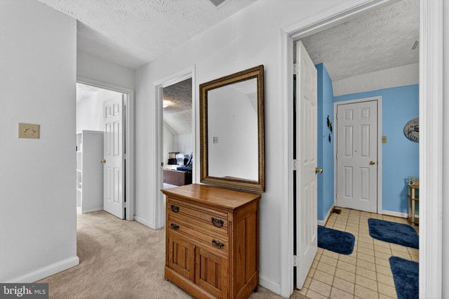 102 HALL RD, Front Royal, VA 22630