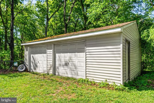 102 HALL RD, Front Royal, VA 22630