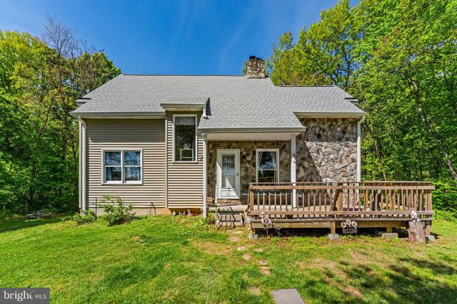 102 HALL RD, Front Royal, VA 22630