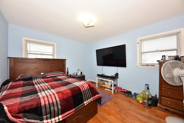 804 John STREET, Waukesha, WI 53188