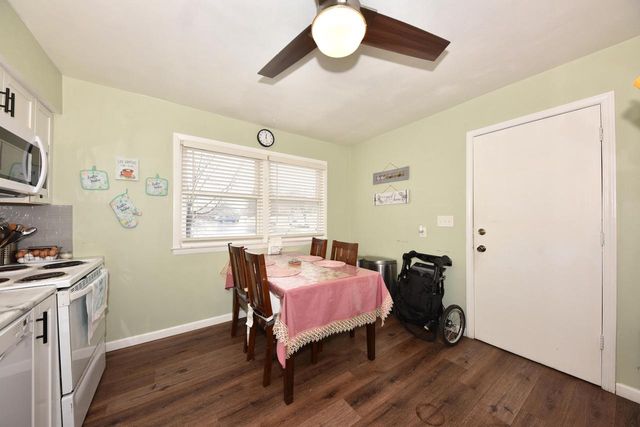 804 John STREET, Waukesha, WI 53188