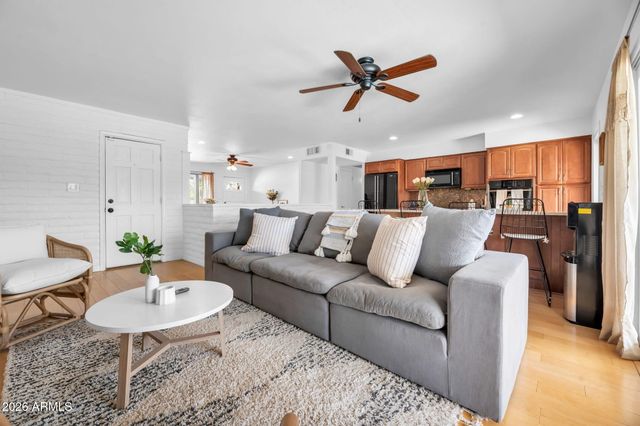 1275 E CAMPUS Drive, Tempe, AZ 85282