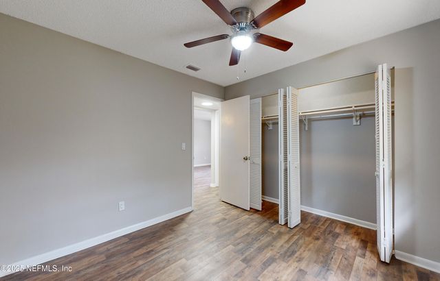 7080 WILEY Road 3, Jacksonville, FL 32210
