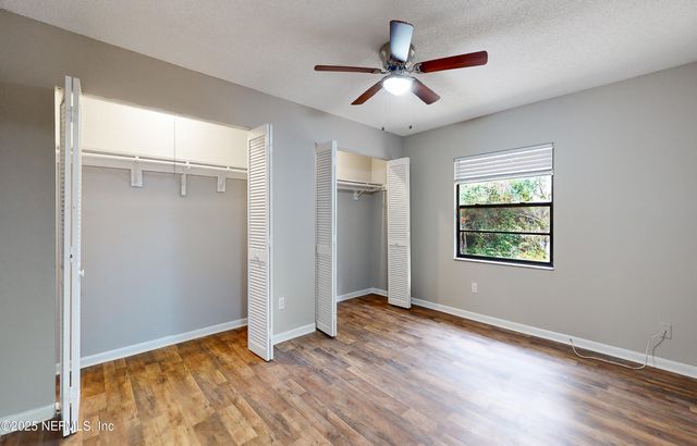 7080 WILEY Road 3, Jacksonville, FL 32210
