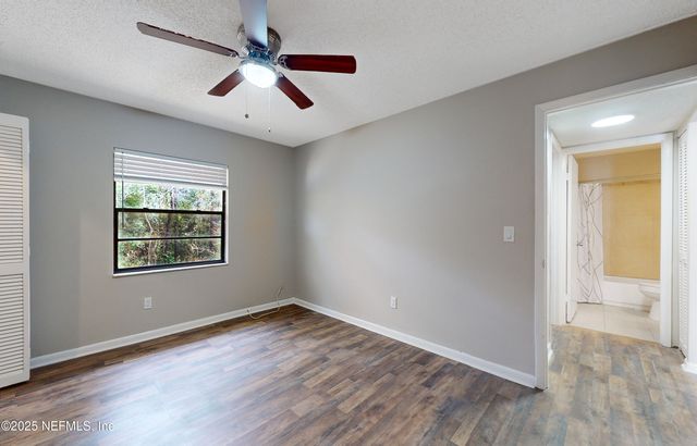 7080 WILEY Road 3, Jacksonville, FL 32210