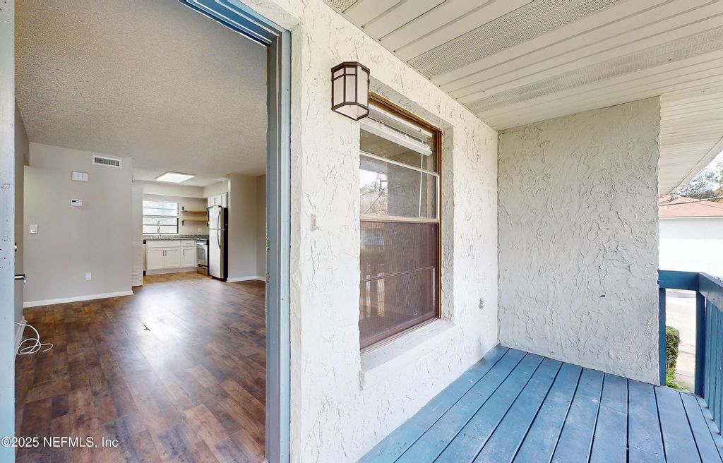 7080 WILEY Road 3, Jacksonville, FL 32210