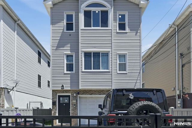 130 3rd Street 2, Passaic, NJ 07055
