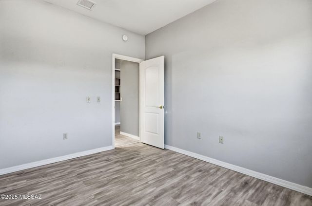 3956 S Calle Viva, Green Valley, AZ 85614