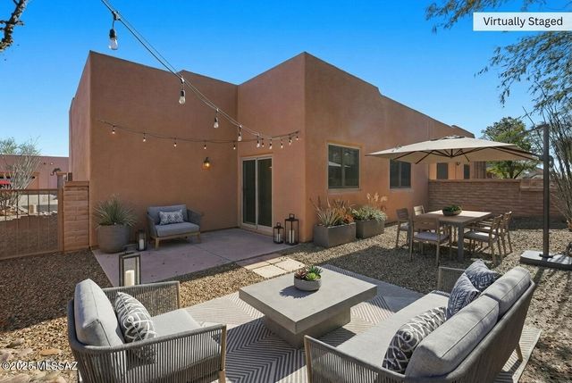 3956 S Calle Viva, Green Valley, AZ 85614