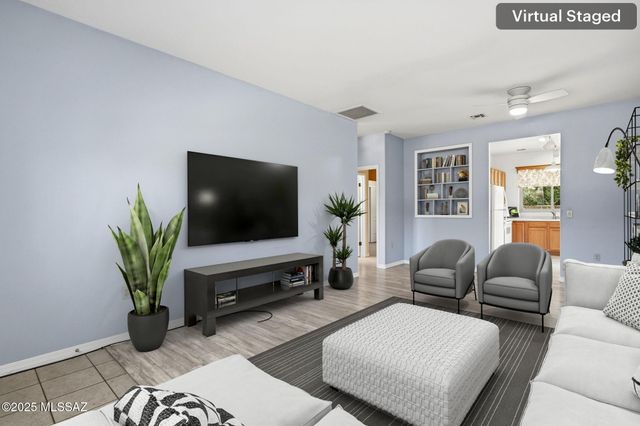 3956 S Calle Viva, Green Valley, AZ 85614