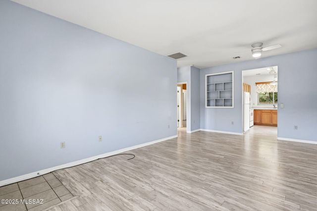 3956 S Calle Viva, Green Valley, AZ 85614