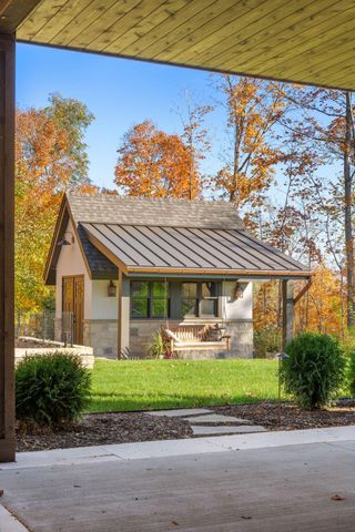 4972 Bridgevine Way, Independence, MN 55359