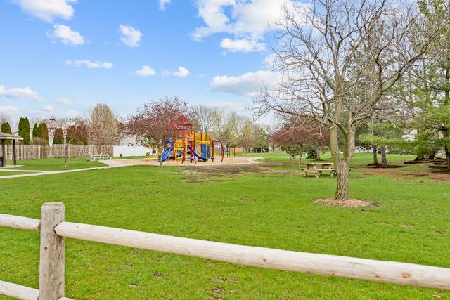 1014 Edinburgh Court, Joliet, IL 60431