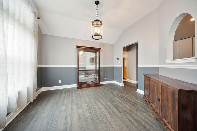 1014 Edinburgh Court, Joliet, IL 60431