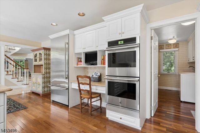 15 Copper Vail Ct, Montgomery Twp., NJ 08540