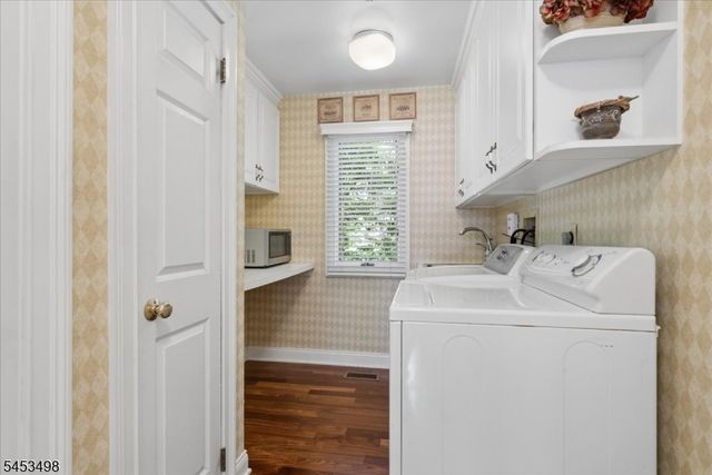 15 Copper Vail Ct, Montgomery Twp., NJ 08540